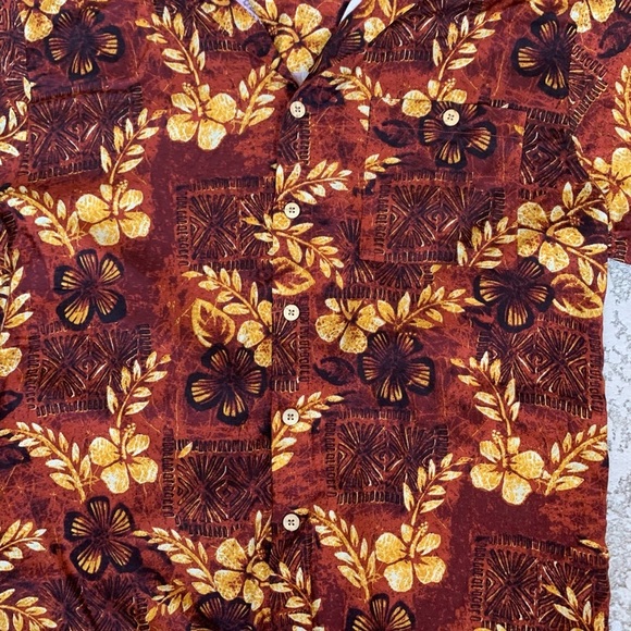 Hawaiian Shirt - Picture 2 of 6